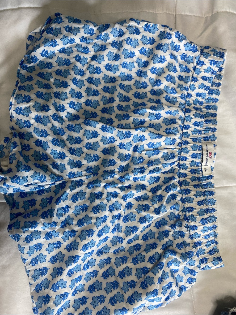 Vineyard Vines White Shorts with Blue Floral Print